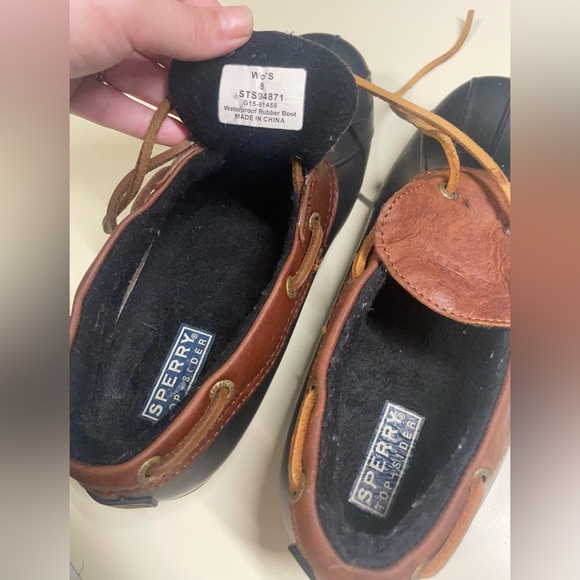 Sperry Women's Saltwater 1-Eye Rain Boot - Picture 2 of 6